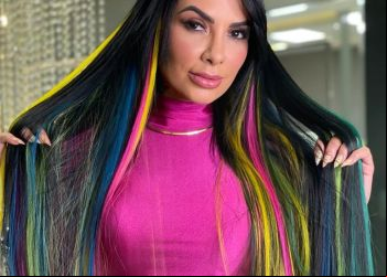 Tic Tac, mega hair e microemborrachada: Laces e alongamentos temporários sao opções divertidas e práticas para os cabelos no carnaval