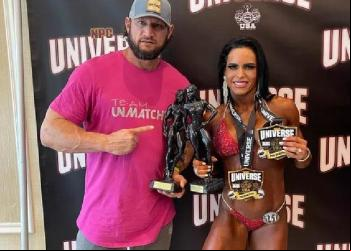 Brasileira é campeã de fisiculturismo nos EUA aos 36 anos
