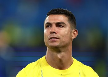 Cristiano Ronaldo faz história ao alcançar 800 vitórias no futebol mundial