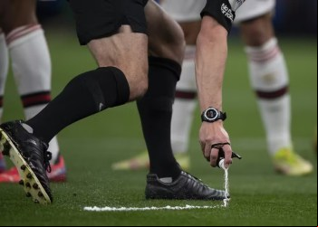 STJ Condena FIFA a Indenizar Brasileiro Heine Allemagne por Uso Indevido de Spray de Barreira