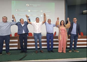 Big Jow é aclamado presidente da ATM para o biênio 2025/2026 com apoio unânime dos prefeitos Subtítulo:
